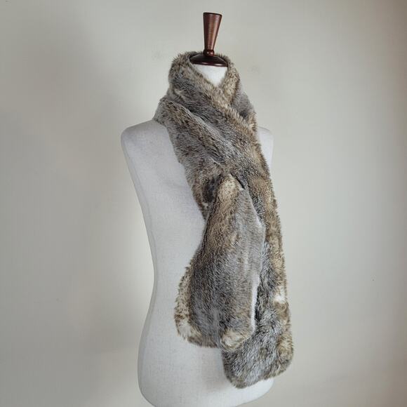 Restoration Hardware Scarf Wrap Gray Faux Fur Neck Warmer Rectangle Soft Fluffy - Picture 2 of 5